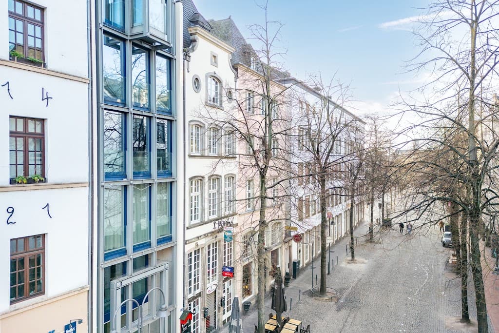 VON POLL COMMERCIAL Köln
