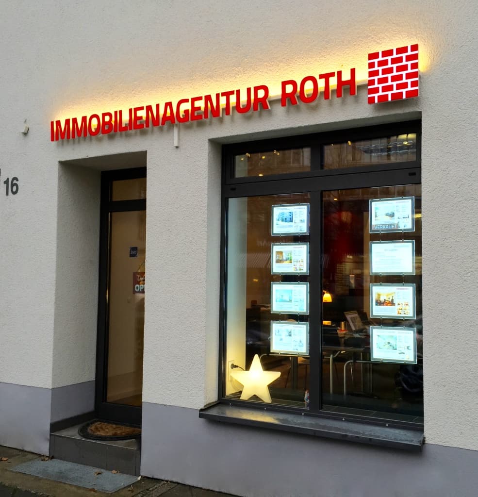 IMMOBILIENAGENTUR ROTH